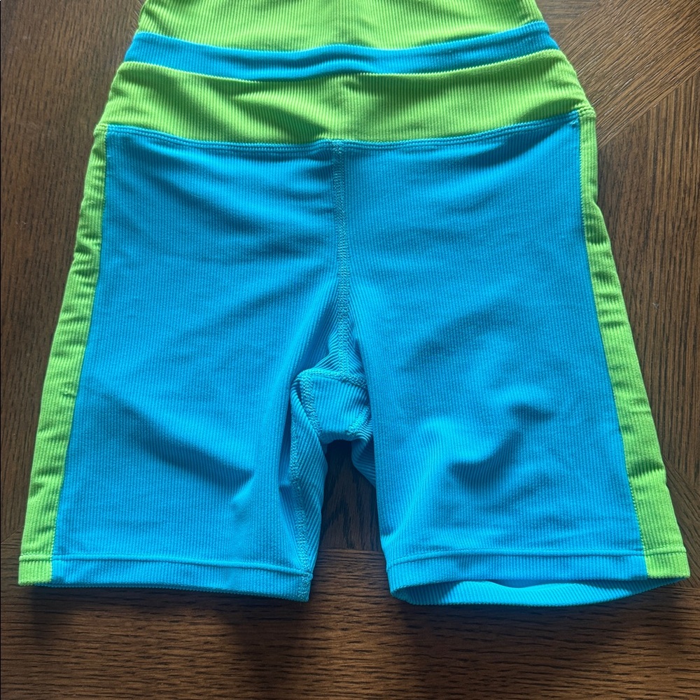 BEACH RIOT-SAMANTHA SHORT-PALM GREEN COLOUR-BLOCK, Small, $98 - Picture 8 of 9
